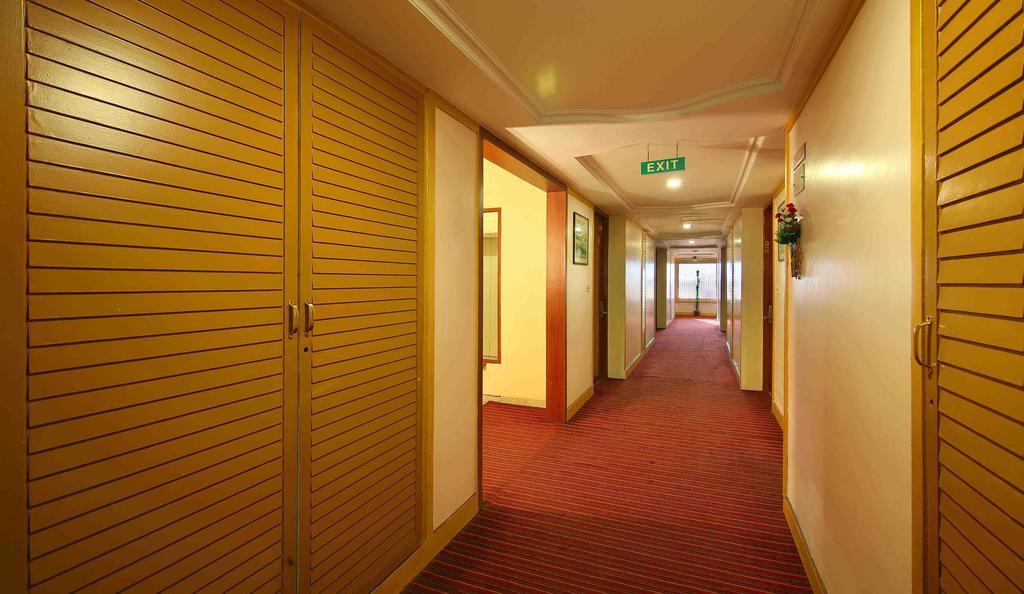 Hotel Royal Court à Madurai Extérieur photo