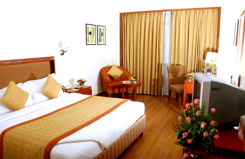 Hotel Royal Court à Madurai Extérieur photo