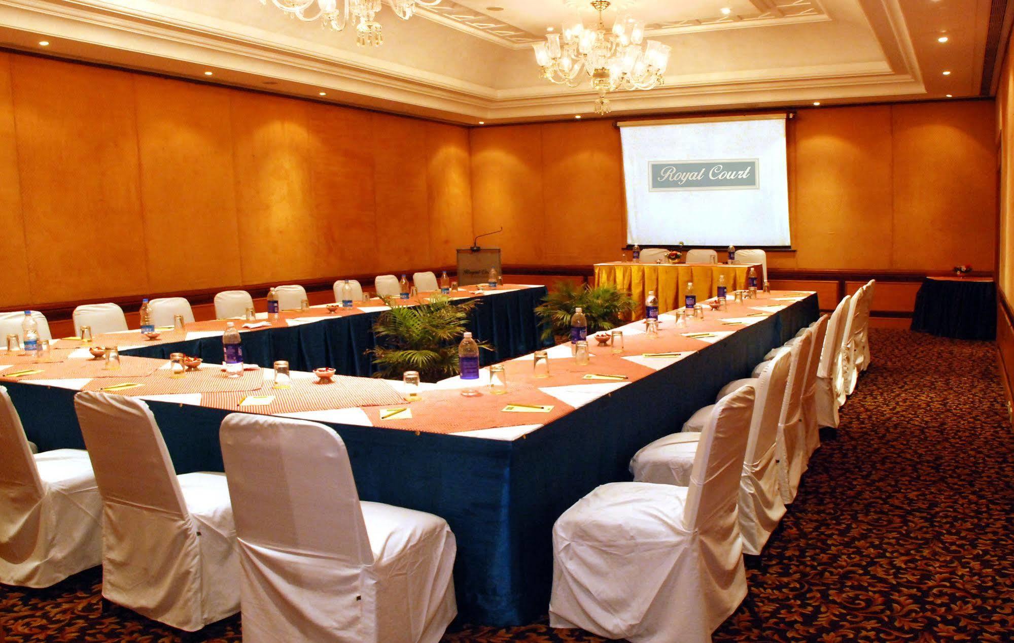 Hotel Royal Court à Madurai Extérieur photo