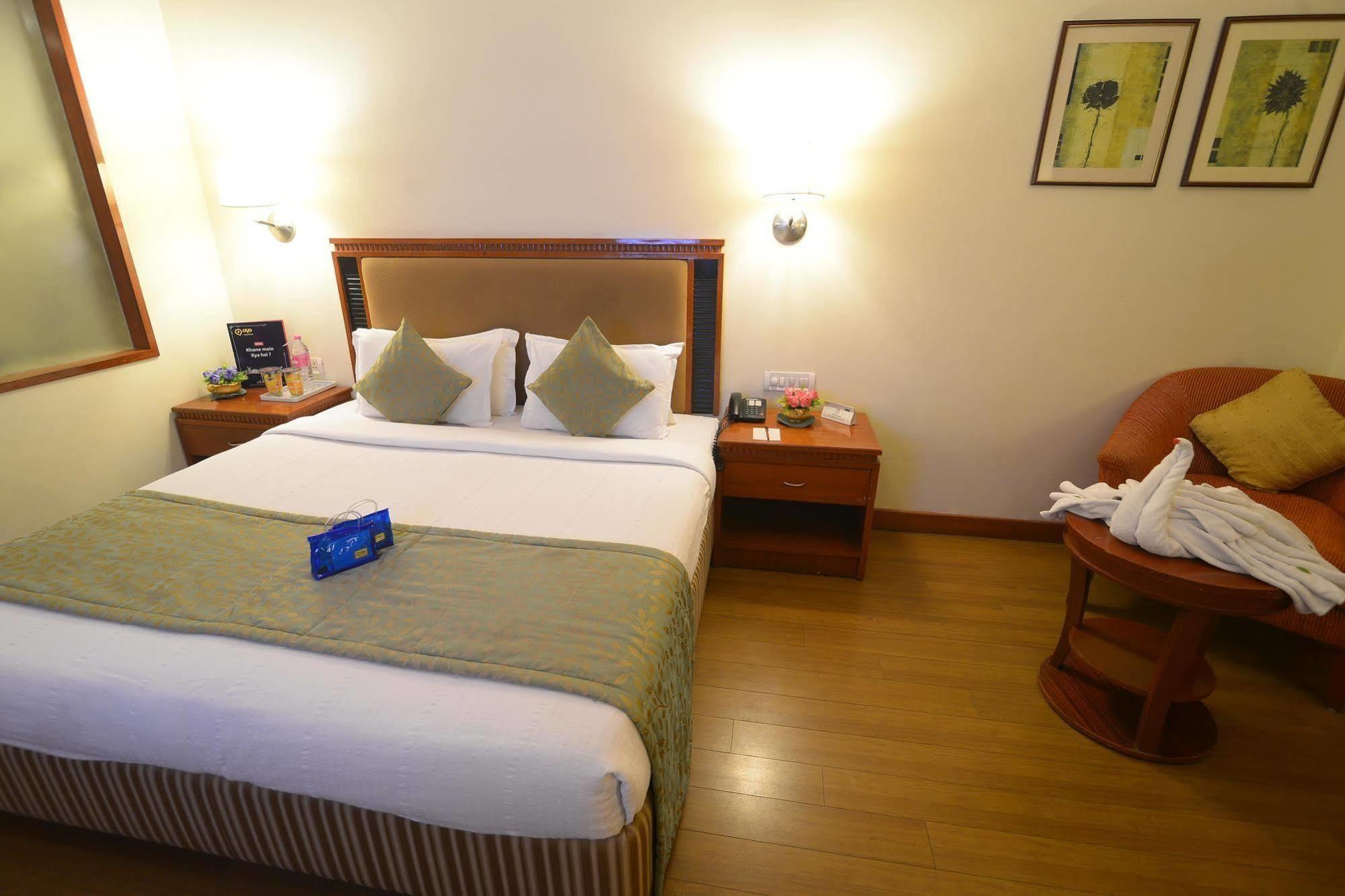 Hotel Royal Court à Madurai Extérieur photo